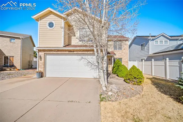 $379,900 | 3003 Mirror Circle, Pueblo, CO 81004
