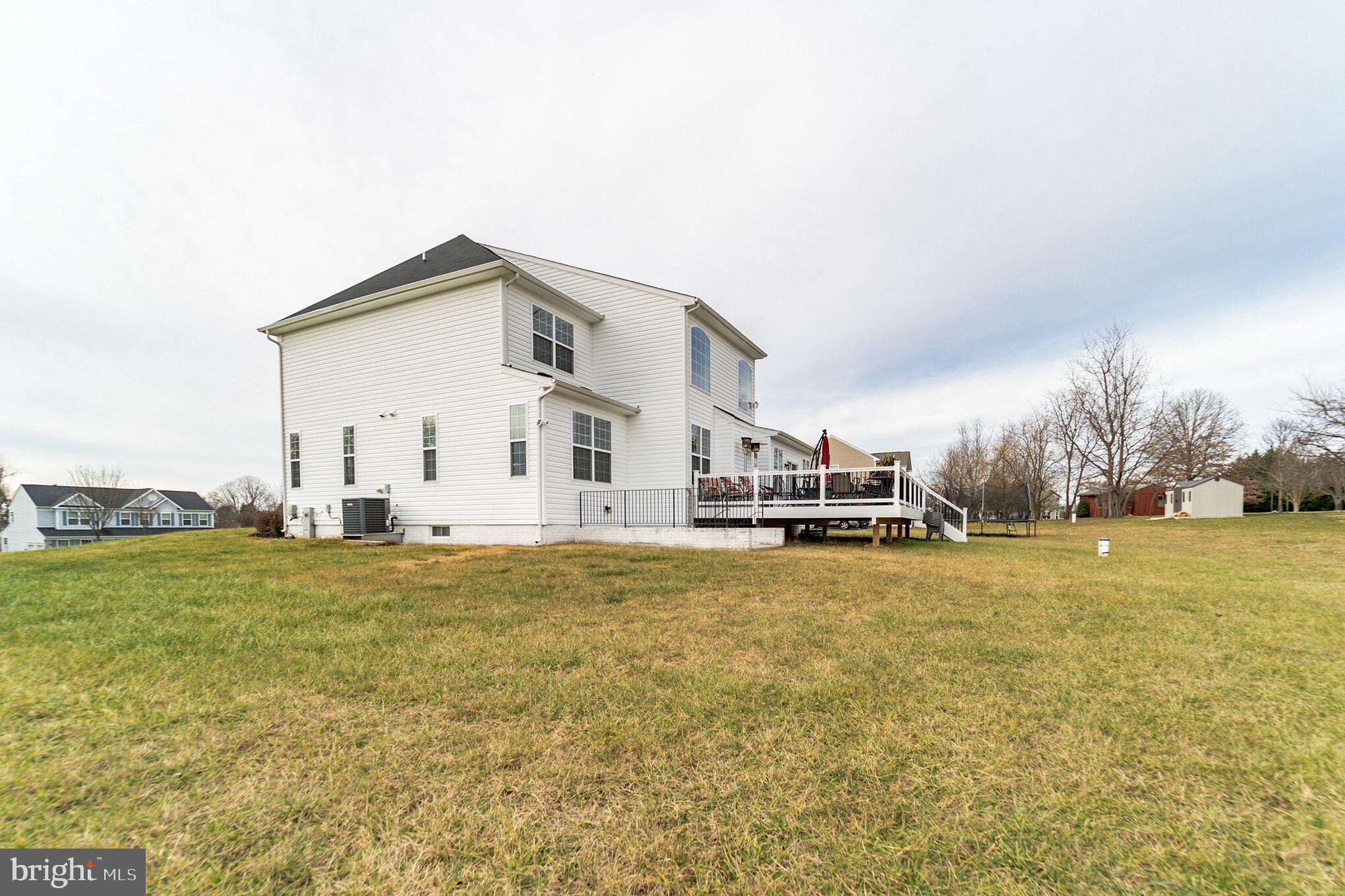 9211 Mardella Ridge Road Randallstown, MD 21133 - Photo 4 of 49