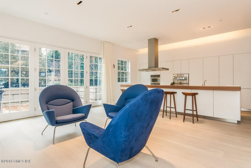 559 Steamboat Road, Unit A1 Greenwich, CT 06830 - Photo 7 of 17 7 family-room-p496353