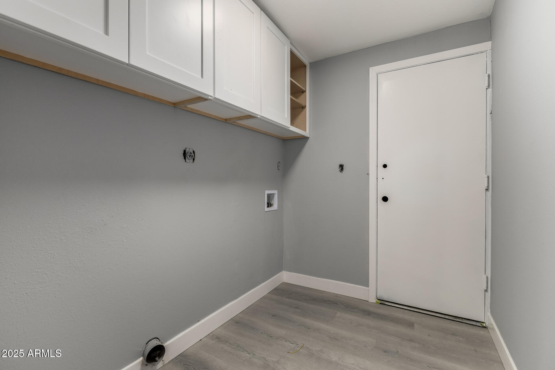 3619 West Griswold Road Phoenix, AZ 85051 - Photo 29 of 36 a view of small space