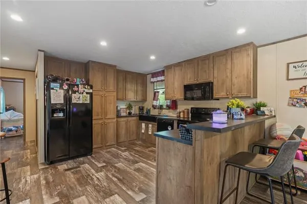$289,000 | 31301 Holmesville Road, Mount Hermon, LA 70450