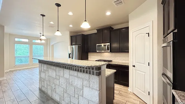 $2,895 | 13403 Fowler Ridge, San Antonio, TX 78245