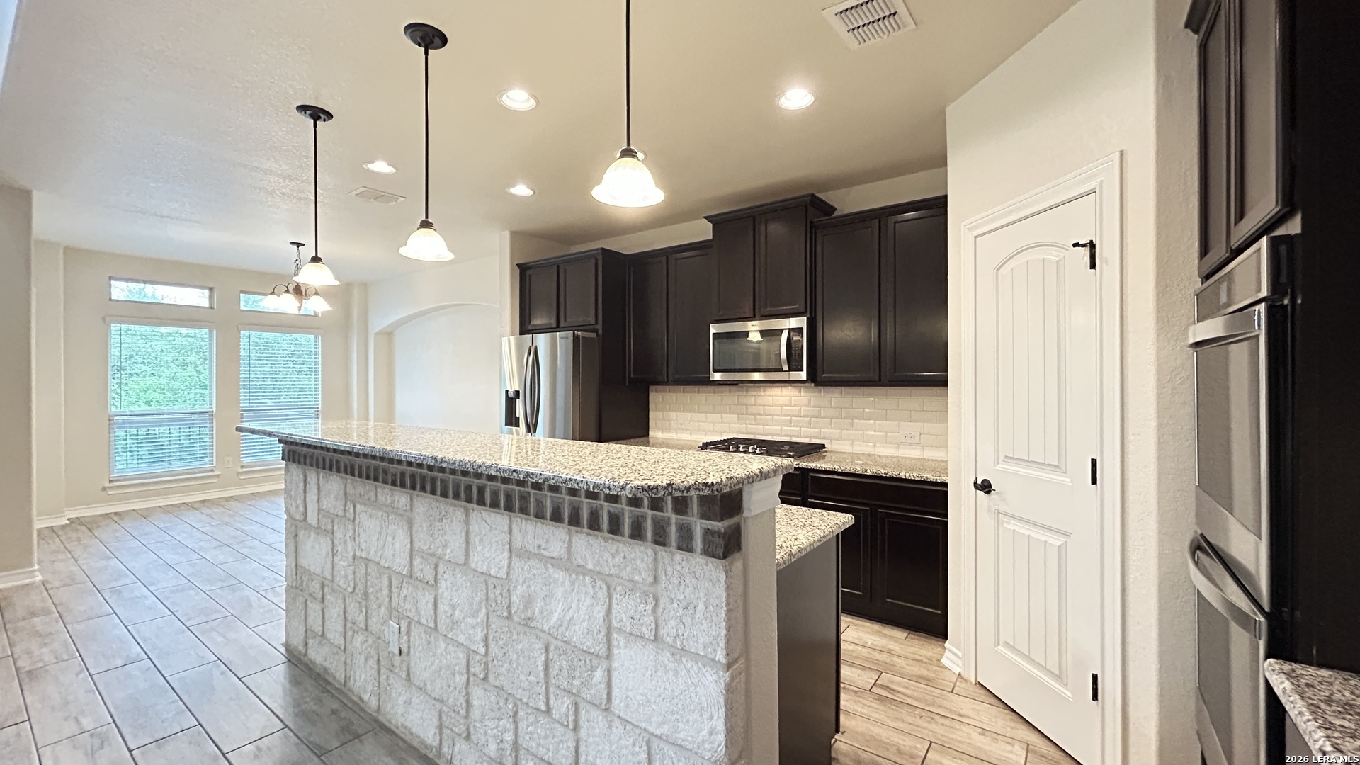 13403 Fowler Ridge San Antonio, TX 78245 - Photo 19 of 46