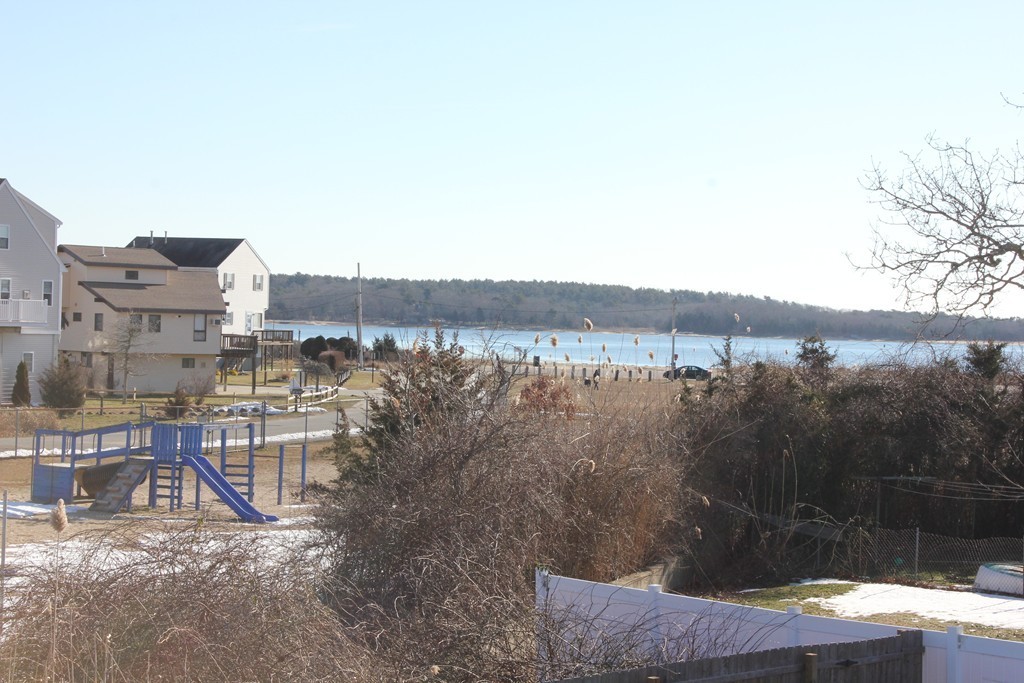 1 Circle Drive Wareham, MA 02571 - Photo 2 of 18