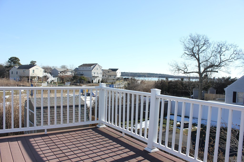 1 Circle Drive Wareham, MA 02571 - Photo 5 of 18