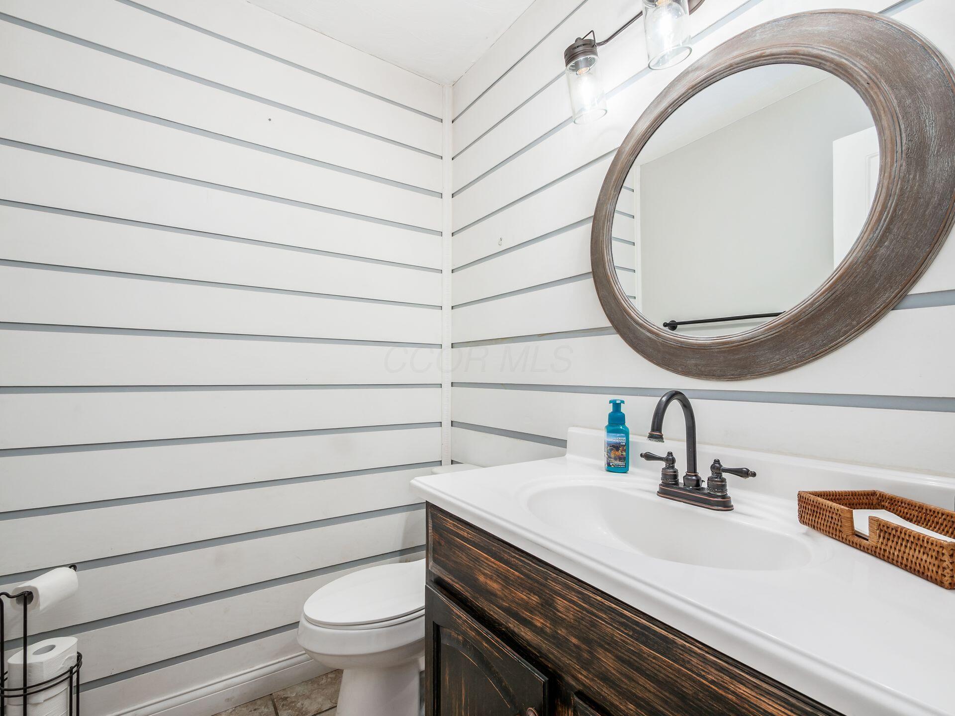 10241 Watkins Road Southwest Etna, OH 43062 - Photo 8 of 52 1st Floor half bath