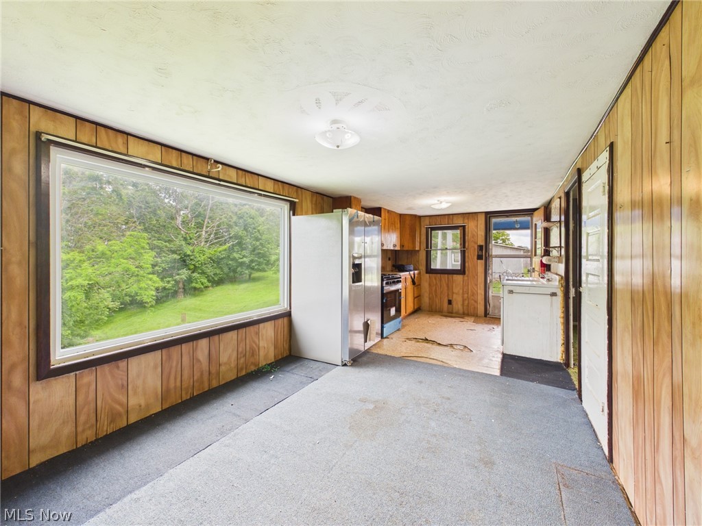 1086 Pleasant Ridge Road Sistersville, WV 26175 - Photo 8 of 40