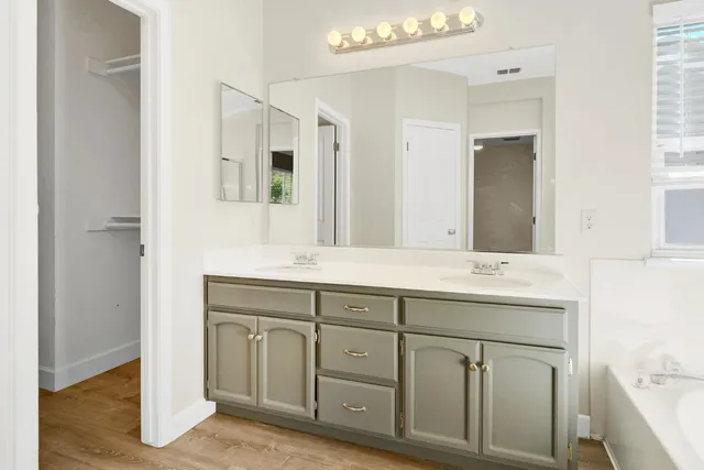 $579,900 | 1095 Powers Circle, Woodland, CA 95776