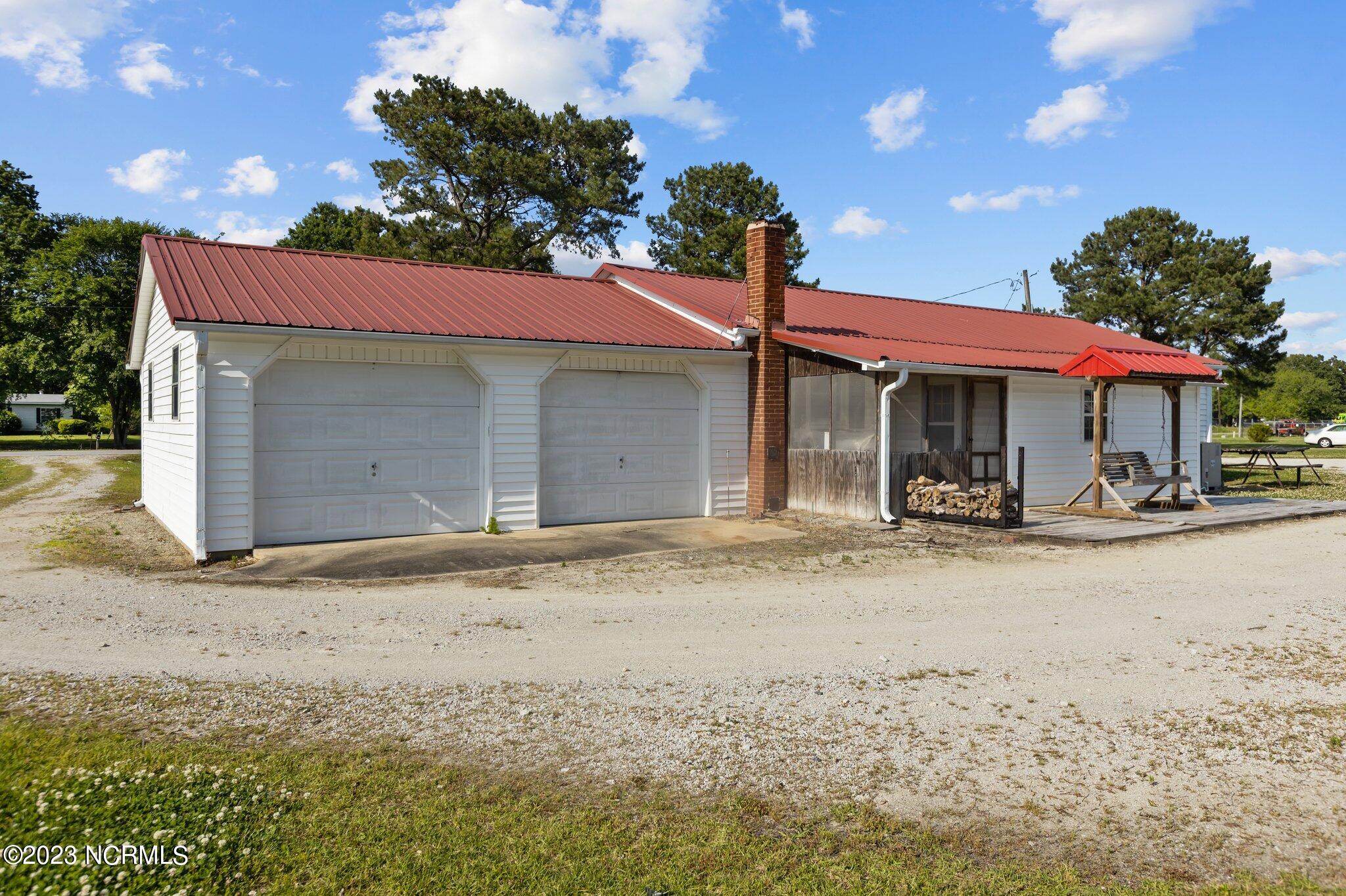 253 Hodges Road Chocowinity, NC 27817 - Photo 29 of 48 Rear Elevation