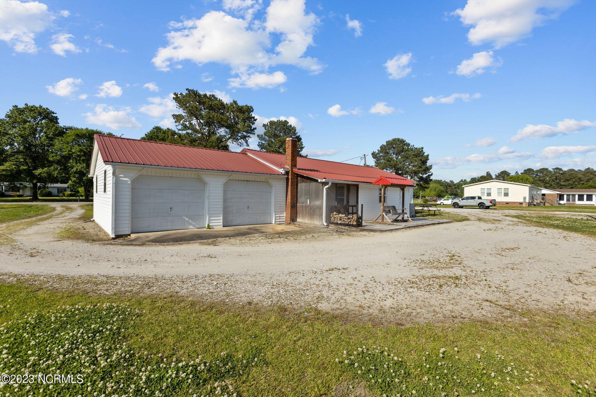 253 Hodges Road Chocowinity, NC 27817 - Photo 30 of 48 Rear Elevation View 2