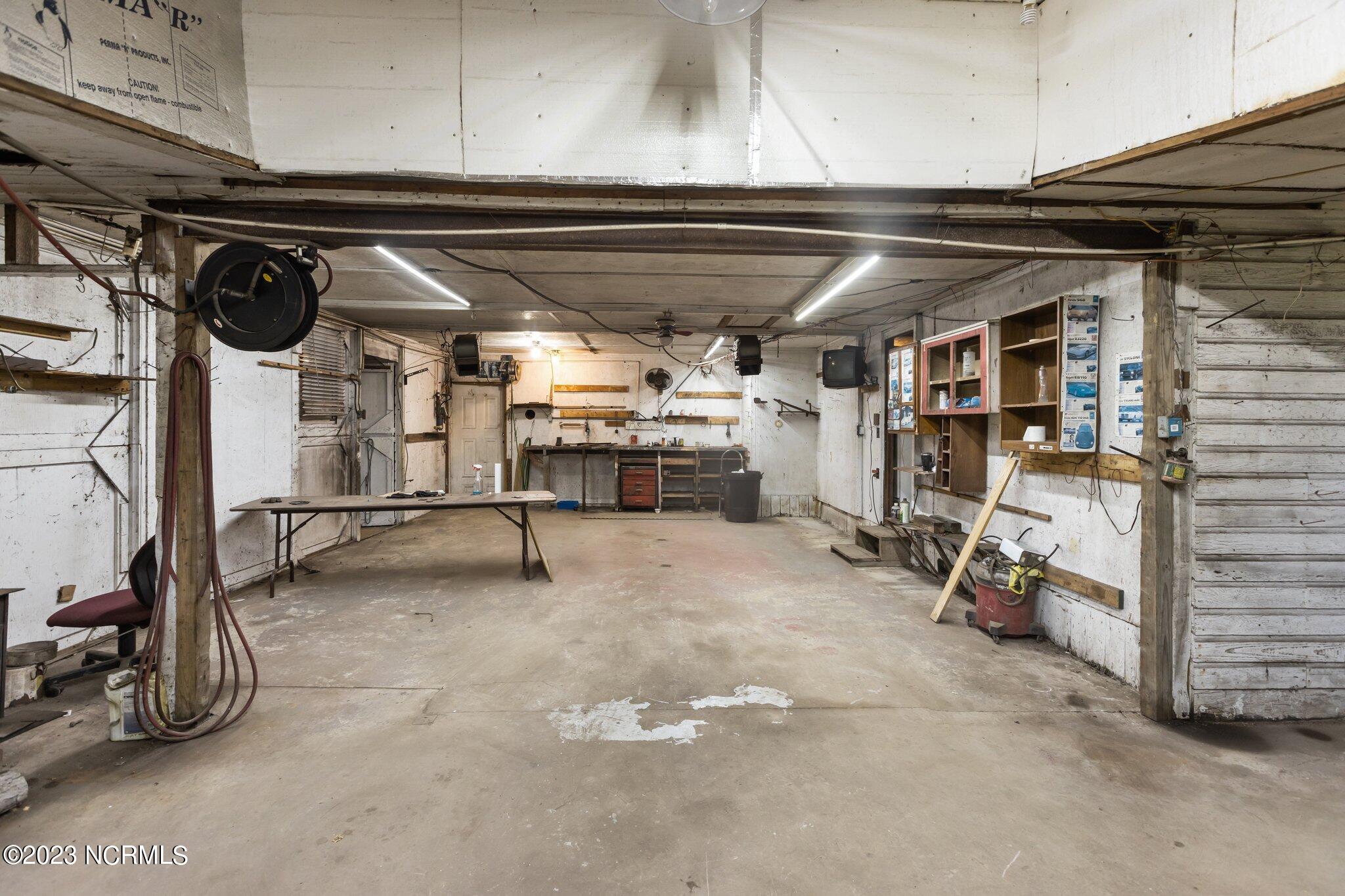 253 Hodges Road Chocowinity, NC 27817 - Photo 35 of 48 Outbuilding Interior View 2
