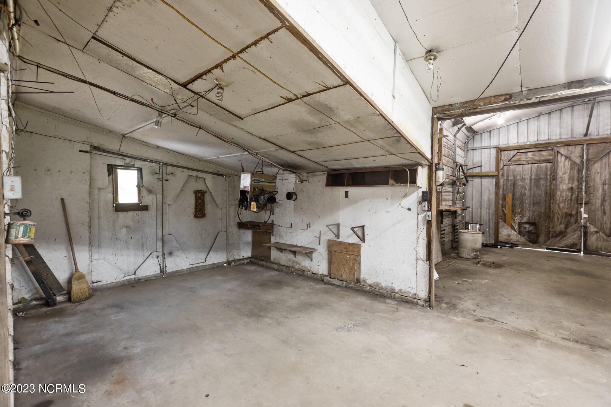 253 Hodges Road Chocowinity, NC 27817 - Photo 36 of 48 Outbuilding Interior View 3
