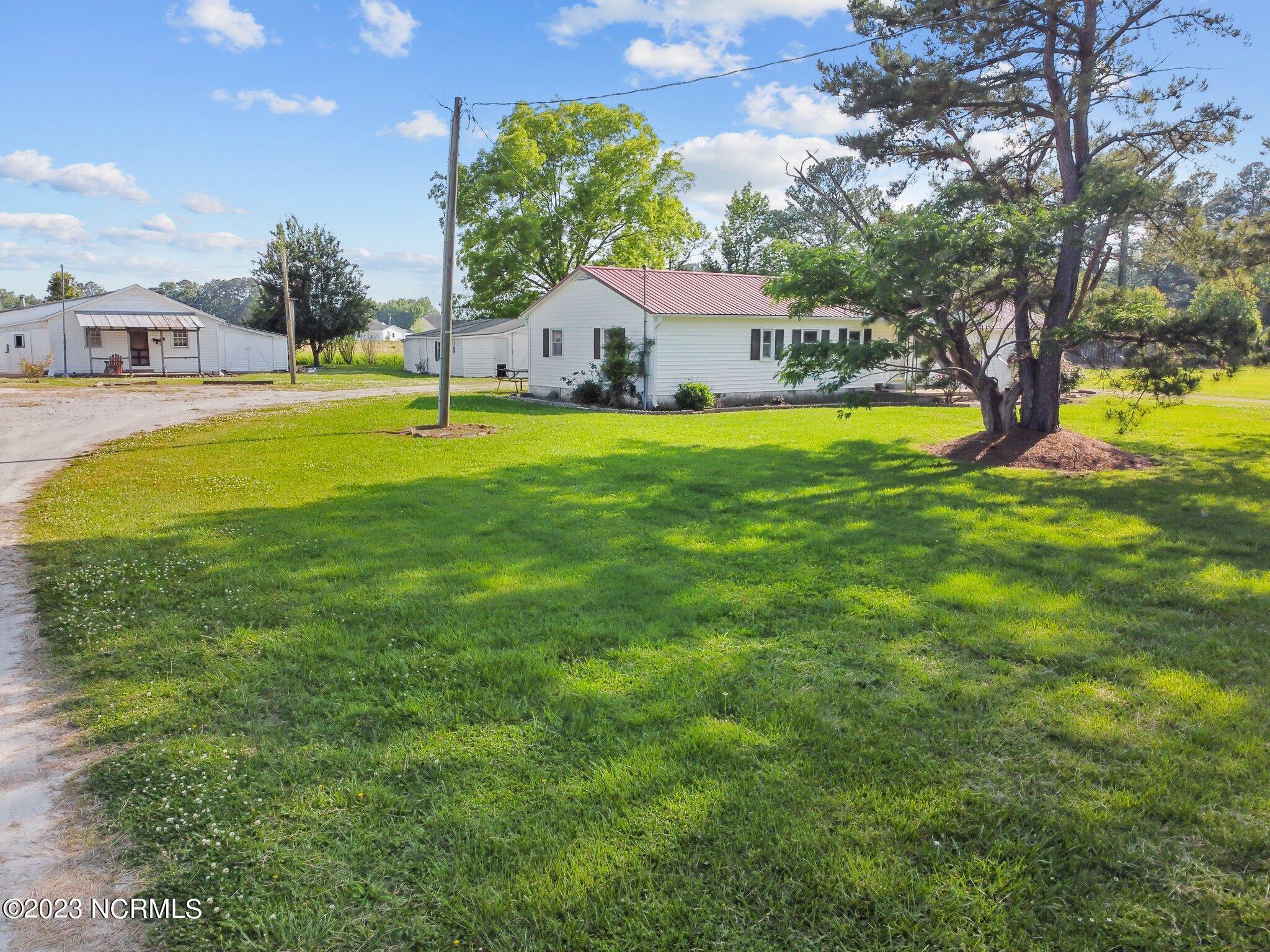 253 Hodges Road Chocowinity, NC 27817 - Photo 43 of 48 Front Yard