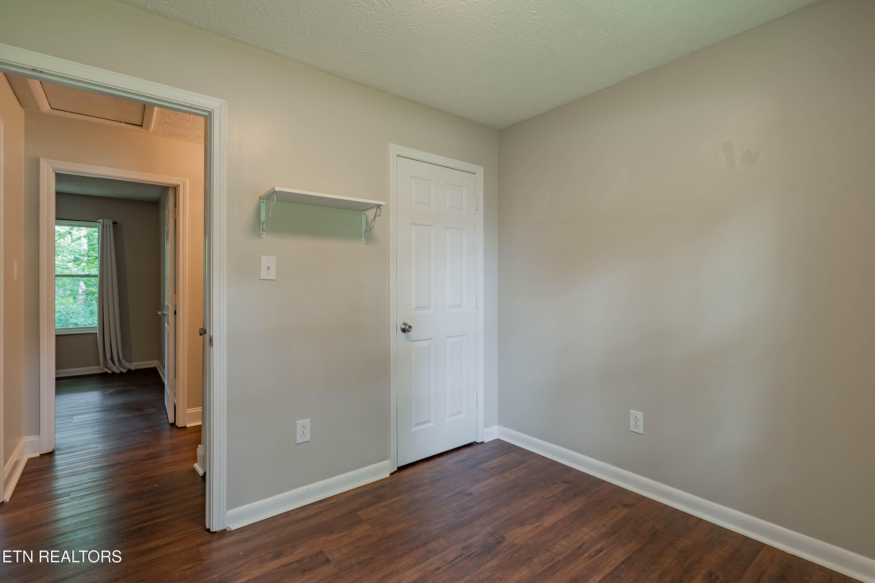 2326 Chukar Road Knoxville, TN 37923 - Photo 17 of 27 c14