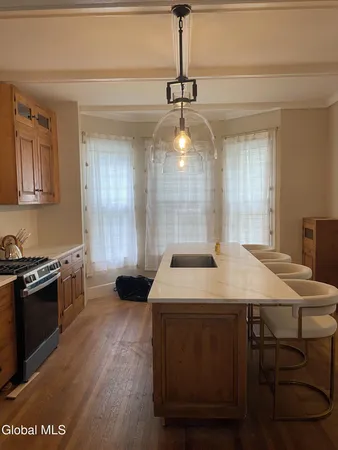 $4,950 | 77 White Street, Saratoga Springs, NY 12866