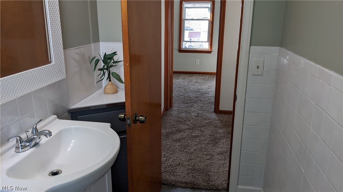 29946 Elgin Road Wickliffe, OH 44092 - Photo 24 of 34 Gallery Image 24