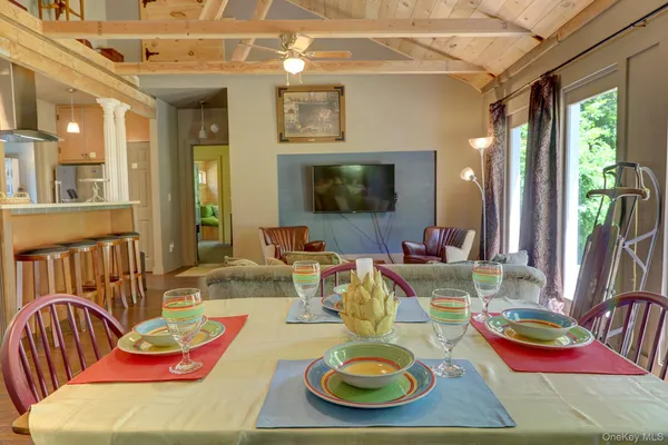 $2,500,000 | 18 Stagecoach Trail, Amenia, NY 12501