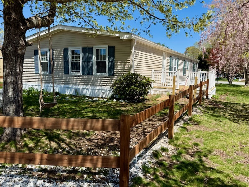 41 Wright Way Coventry, RI 02816 - Photo 3 of 18 Exterior Side