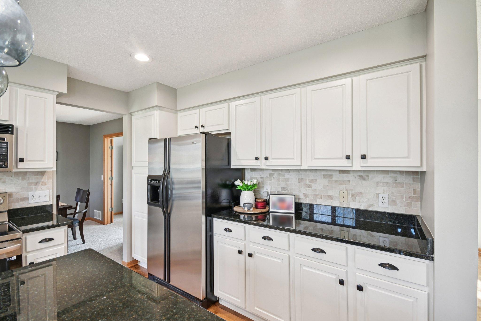 13714 Ashcroft Bay Savage, MN 55378 - Photo 9 of 40