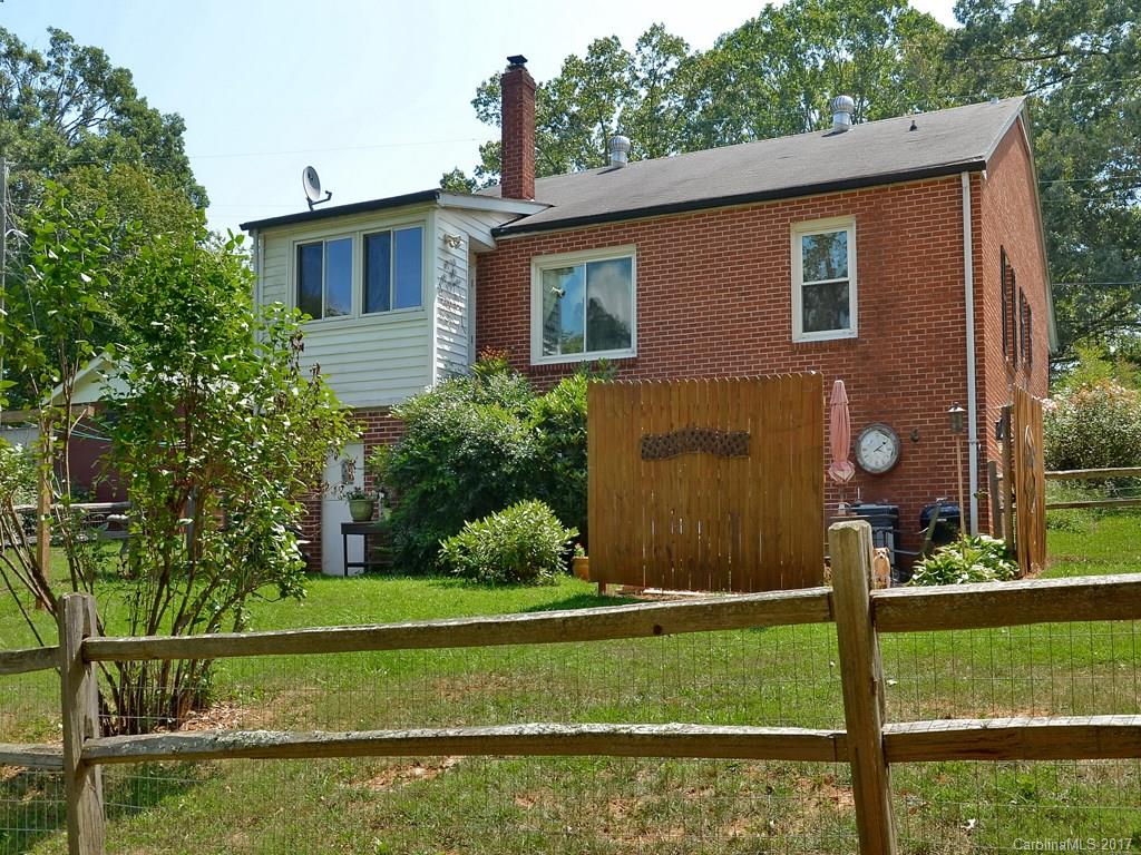 277 Lower Edgewood Road Candler, NC 28715 - Photo 3 of 20 Gallery Image 3
