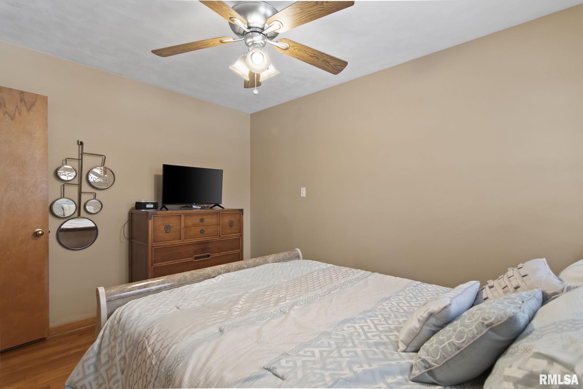 929 Westview Drive Springfield, IL 62704 - Photo 17 of 39 Gallery Image 17