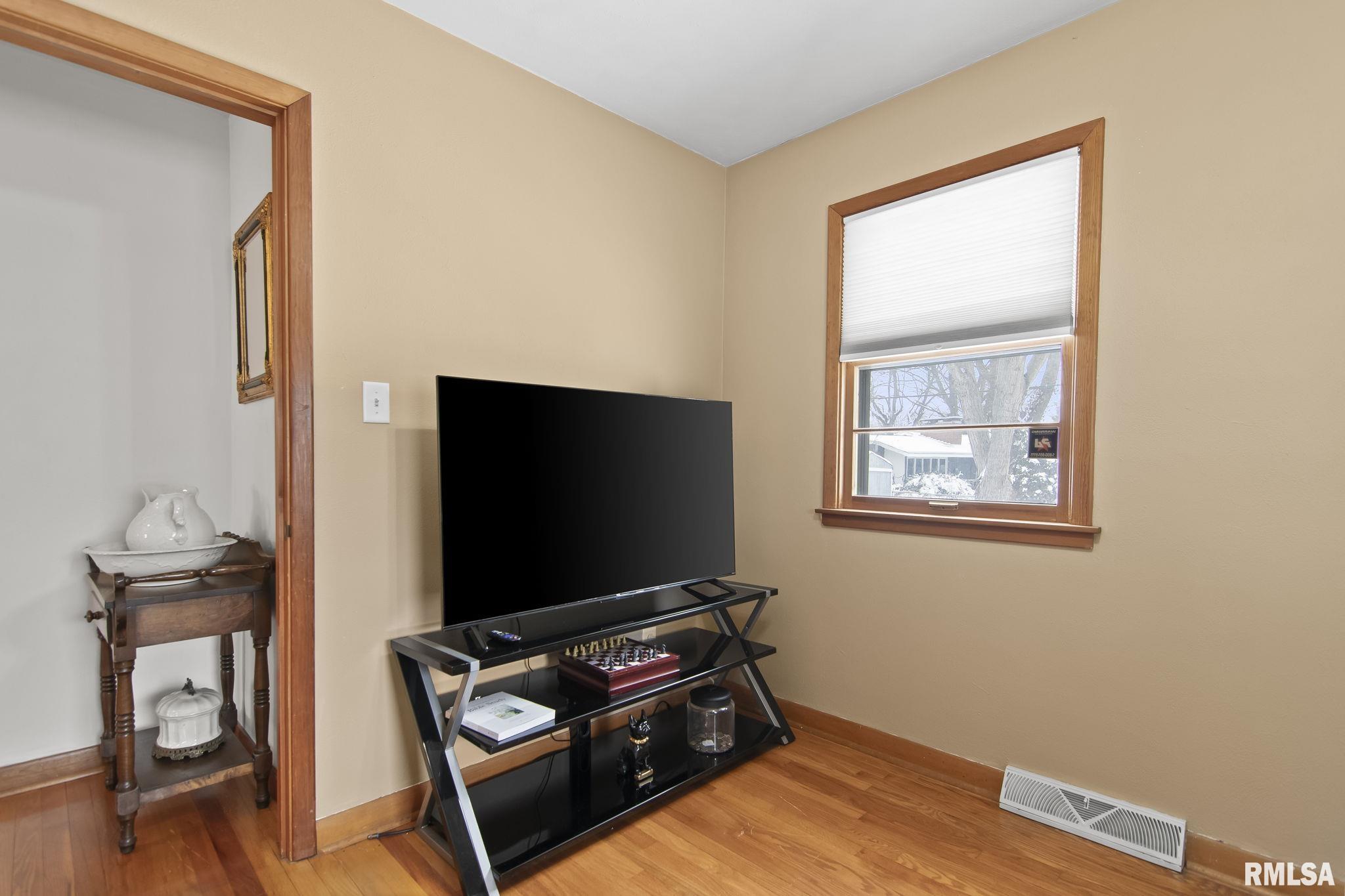 929 Westview Drive Springfield, IL 62704 - Photo 23 of 39 Gallery Image 23