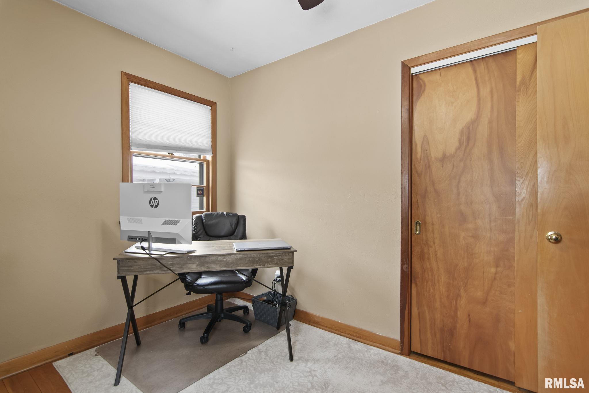 929 Westview Drive Springfield, IL 62704 - Photo 24 of 39 Gallery Image 24