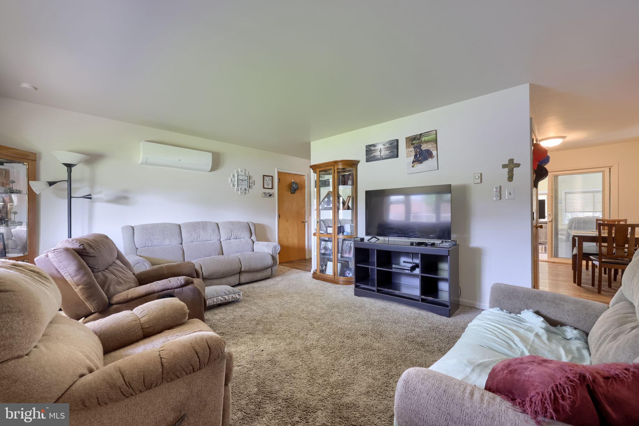 17 Hollander Road Gordonville, PA 17529 - Photo 12 of 37 Gallery Image 12