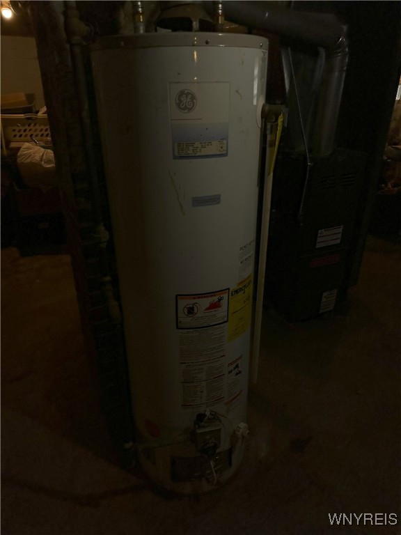 20 Eugene Avenue Buffalo, NY 14216 - Photo 36 of 39