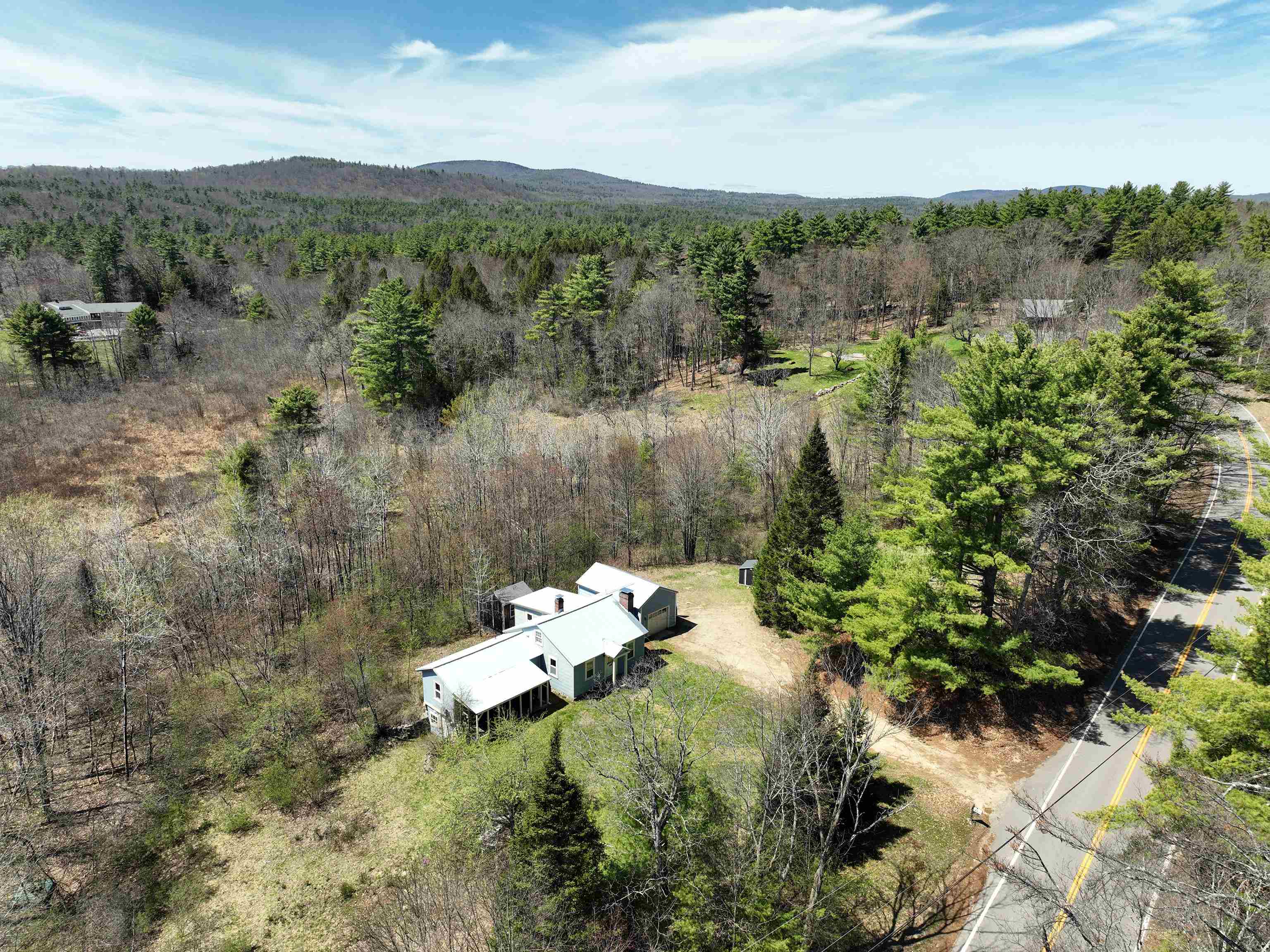 149 Peterborough Road Hancock, NH 03449 - Photo 3 of 21