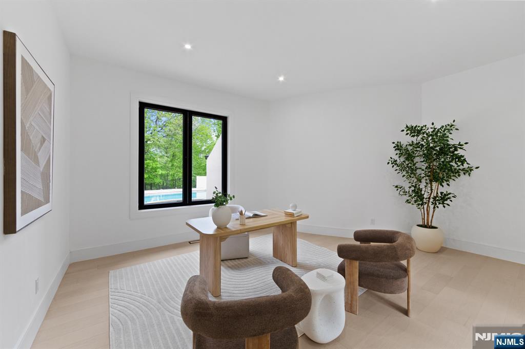 809 Shore Drive Butler, NJ 07405 - Photo 14 of 34