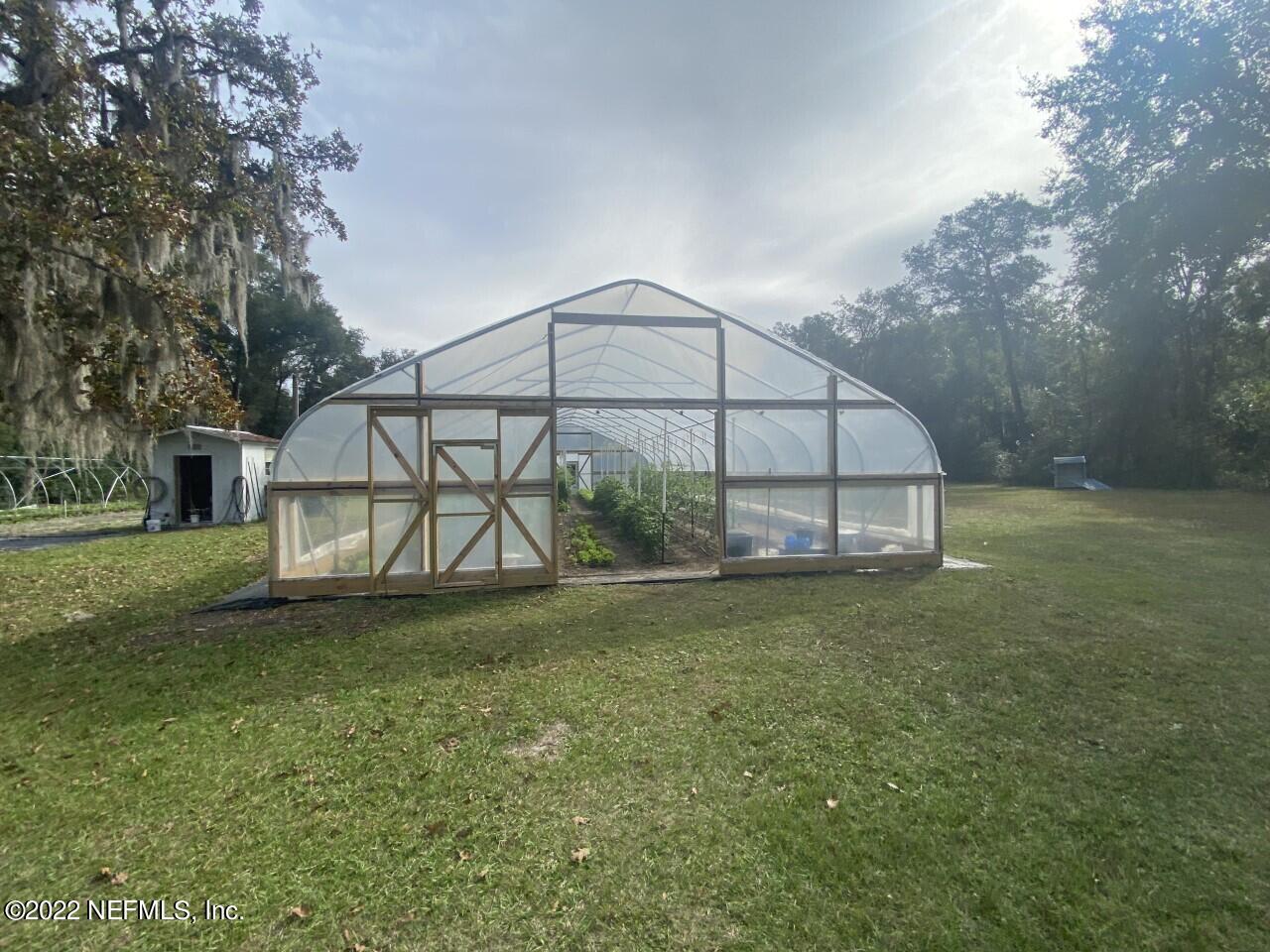4331 North Road Green Cove Springs, FL 32043 - Photo 2 of 19 Greenhouse 1