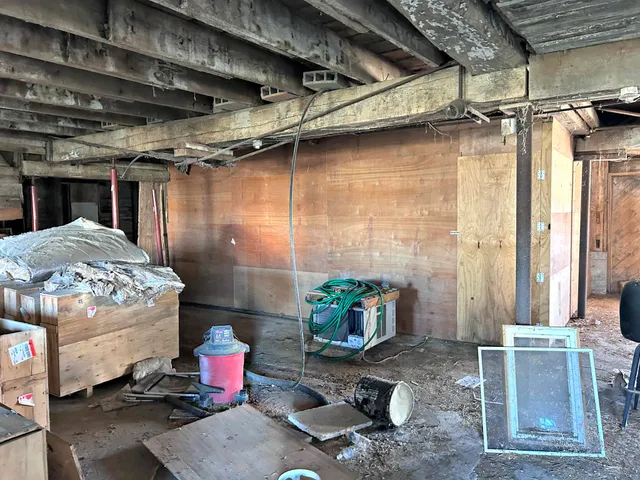 $350,000 | N2119 Bay De Noc Road, Menominee, MI 49858