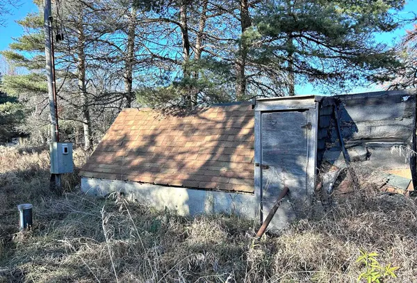 $350,000 | N2119 Bay De Noc Road, Menominee, MI 49858