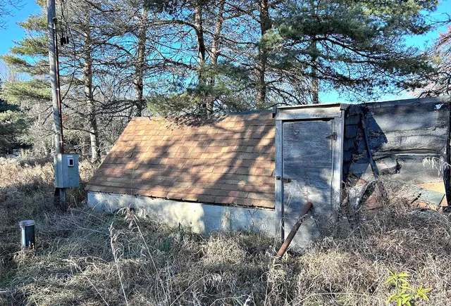 $350,000 | N2119 Bay De Noc Road, Menominee, MI 49858