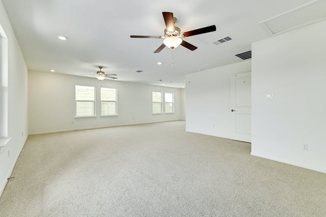 19005 Fernando Trail Austin, TX 78738 - Photo 19 of 26 Extra large flex room perfect for home office, studio, game or media room