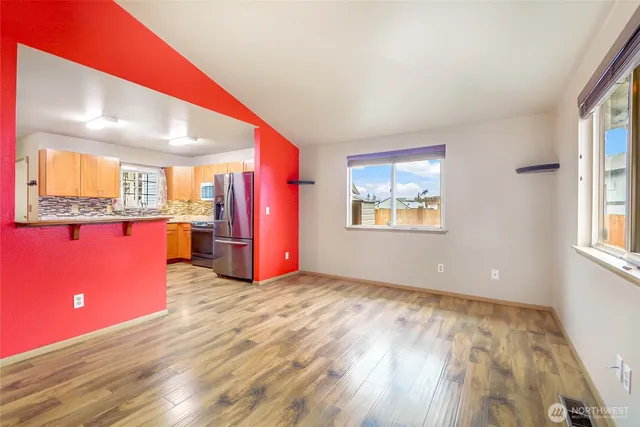 $487,500 | 16828 40th Avenue Northeast, Unit A, Arlington, WA 98223