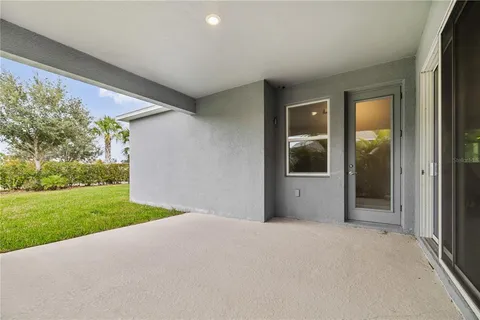 $449,000 | 6112 Plover Meadow Street, Lithia, FL 33547