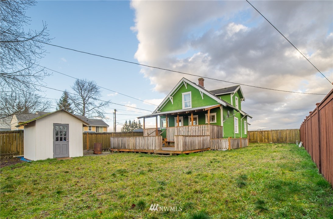 902 Maple Street Everett, WA 98201 - Photo 4 of 25 Gallery Image 4
