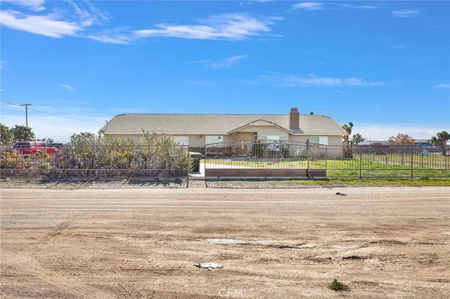 $600,000 | 10276 Aster Road, Oak Hills, CA 92344