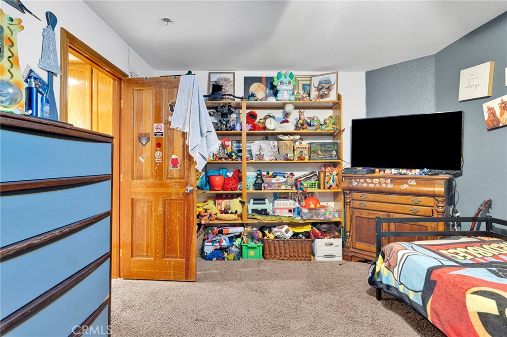 10276 Aster Road Oak Hills, CA 92344 - Photo 27 of 65