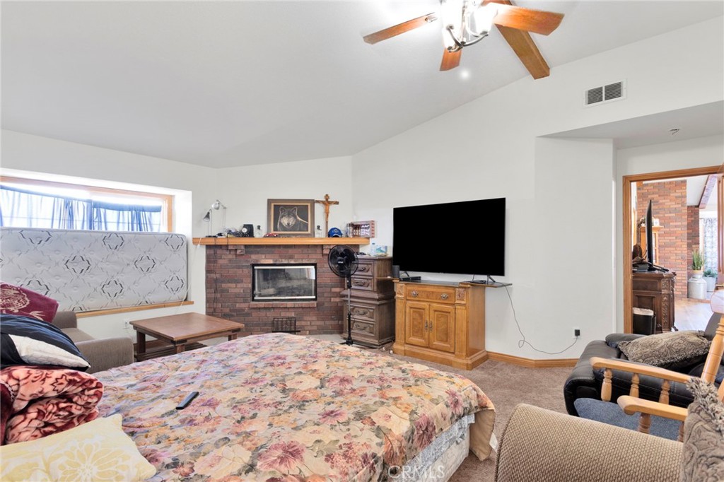 10276 Aster Road Oak Hills, CA 92344 - Photo 32 of 65