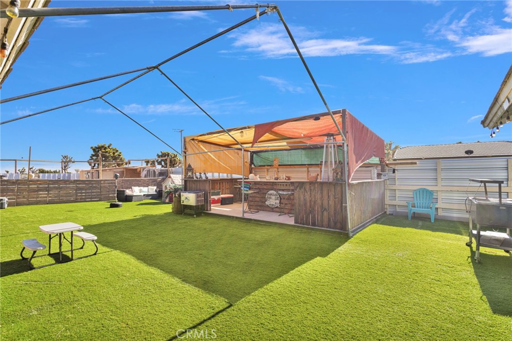 10276 Aster Road Oak Hills, CA 92344 - Photo 42 of 65