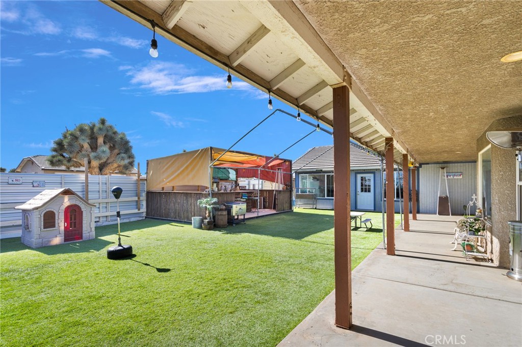 10276 Aster Road Oak Hills, CA 92344 - Photo 45 of 65