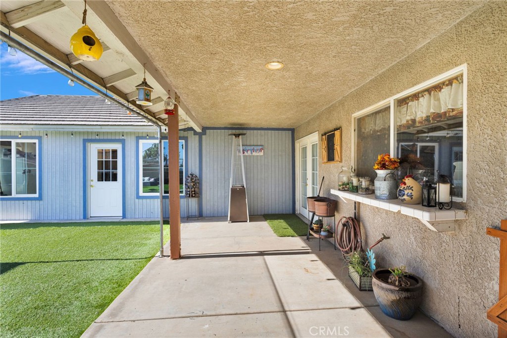 10276 Aster Road Oak Hills, CA 92344 - Photo 49 of 65