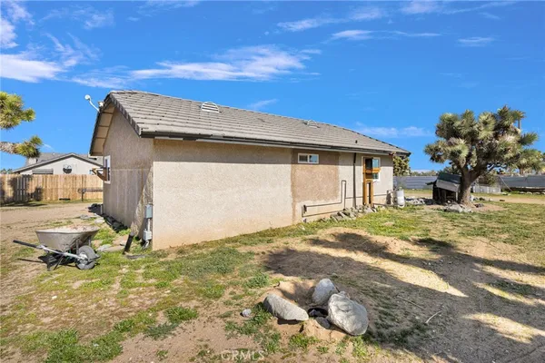 $600,000 | 10276 Aster Road, Oak Hills, CA 92344