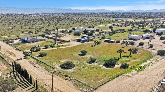 $600,000 | 10276 Aster Road, Oak Hills, CA 92344