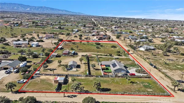 $600,000 | 10276 Aster Road, Oak Hills, CA 92344