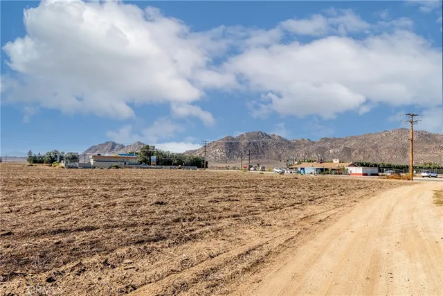 $799,000 | 0 Lakeview/reservoir Avenue, Nuevo, CA 92567