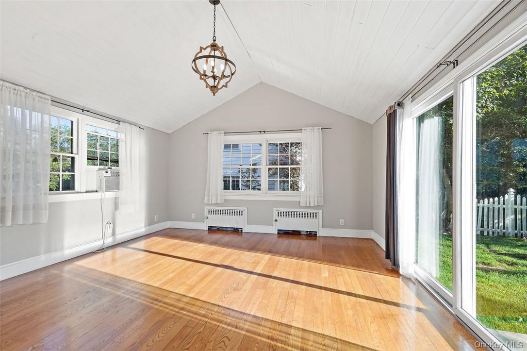 246 Mamaroneck Road Scarsdale, NY 10583 - Photo 7 of 35 Bright family room